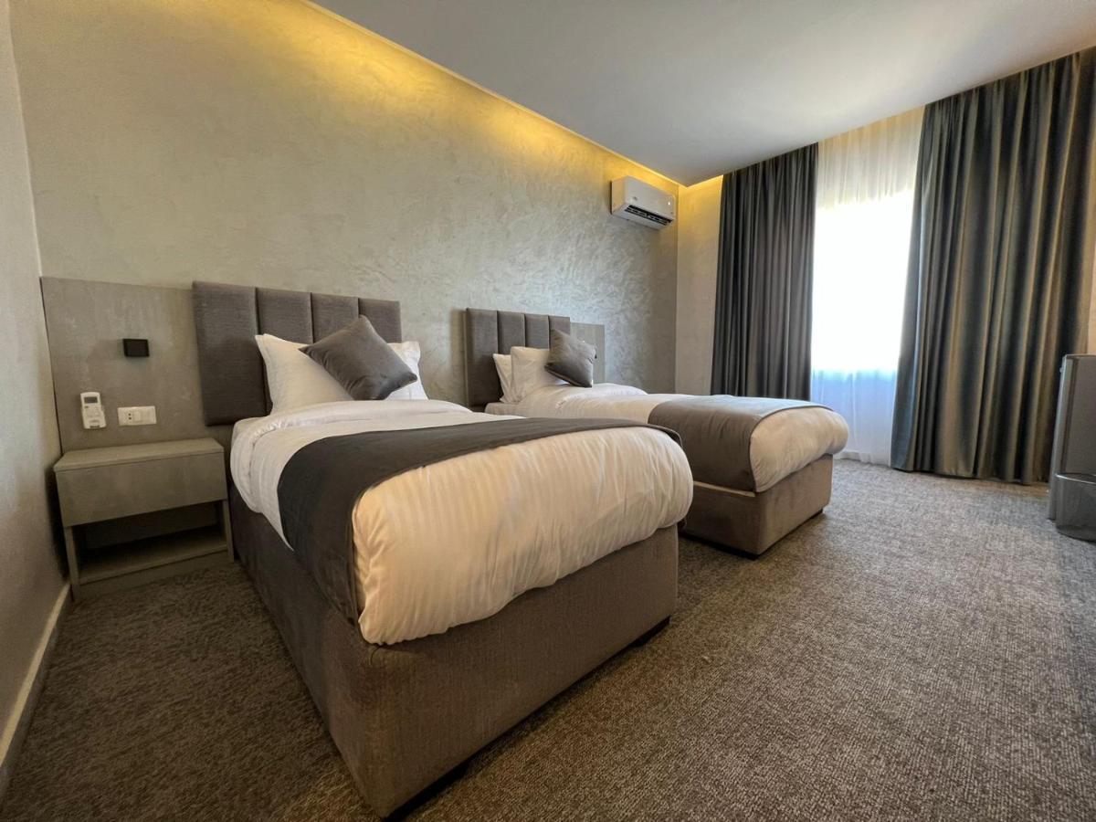Kaya Hotel Amman Exterior photo