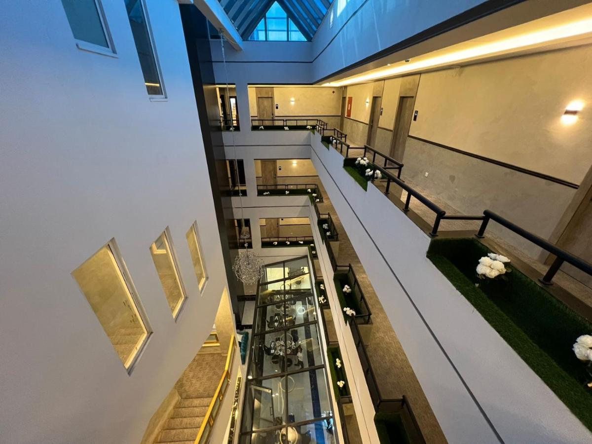 Kaya Hotel Amman Exterior photo